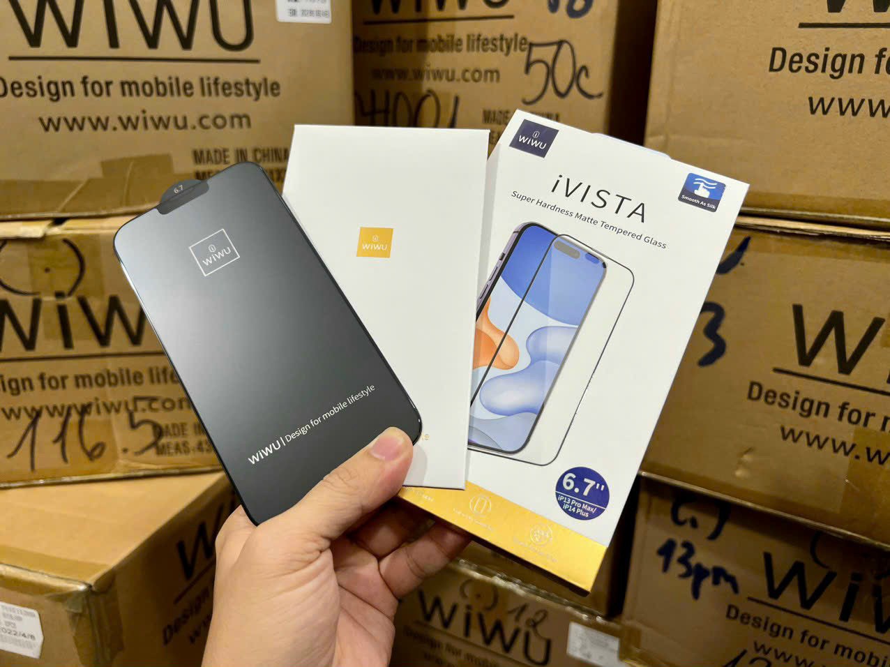 Kính Cường Lực Chống Vân Tay Có Bảo Vệ Màng Loa WIWU IVista Cho IPhone 11, 11 Pro, 11 Pro Max (5)
