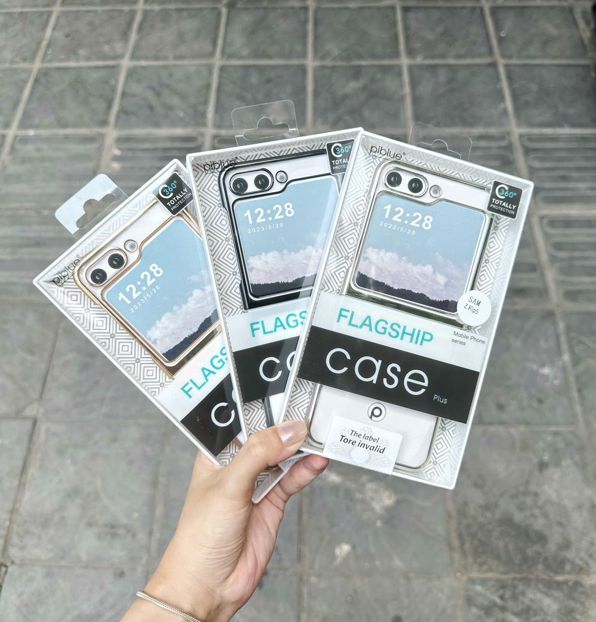 Op Lung Samsung Galaxy Z Flip 5 Flip5 Chinh Hang Piblue Trong Vien Xi Mau Khong O Mau (5)