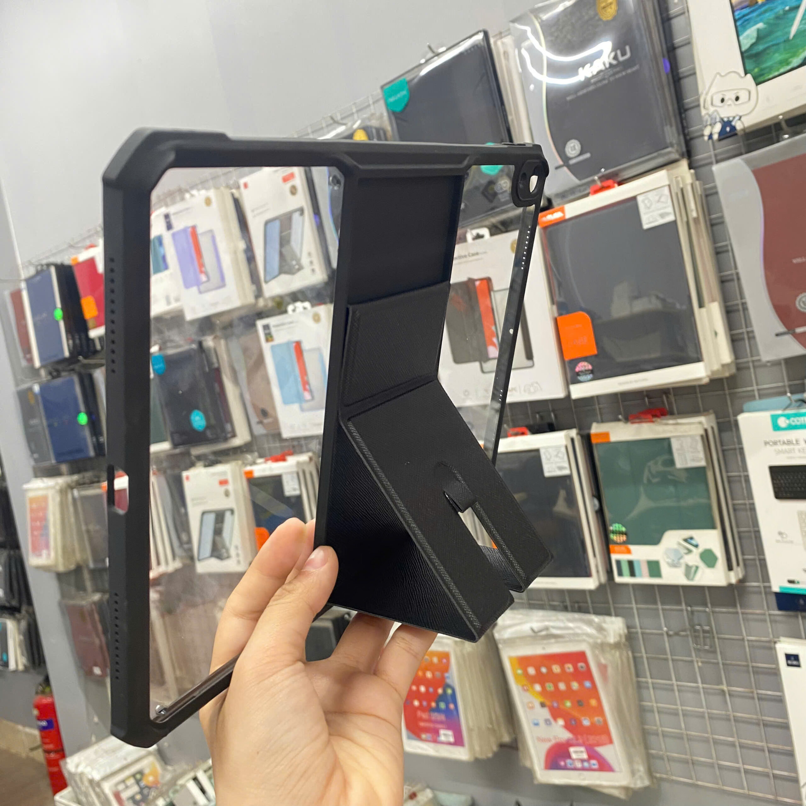 Op Lung Ipad Air 11 Inch M3 Chinh Hang Xundd Beatle Stand Series Co Chan Dung Lung Trong Canh Chong Soc Vua Phu Kien (4)
