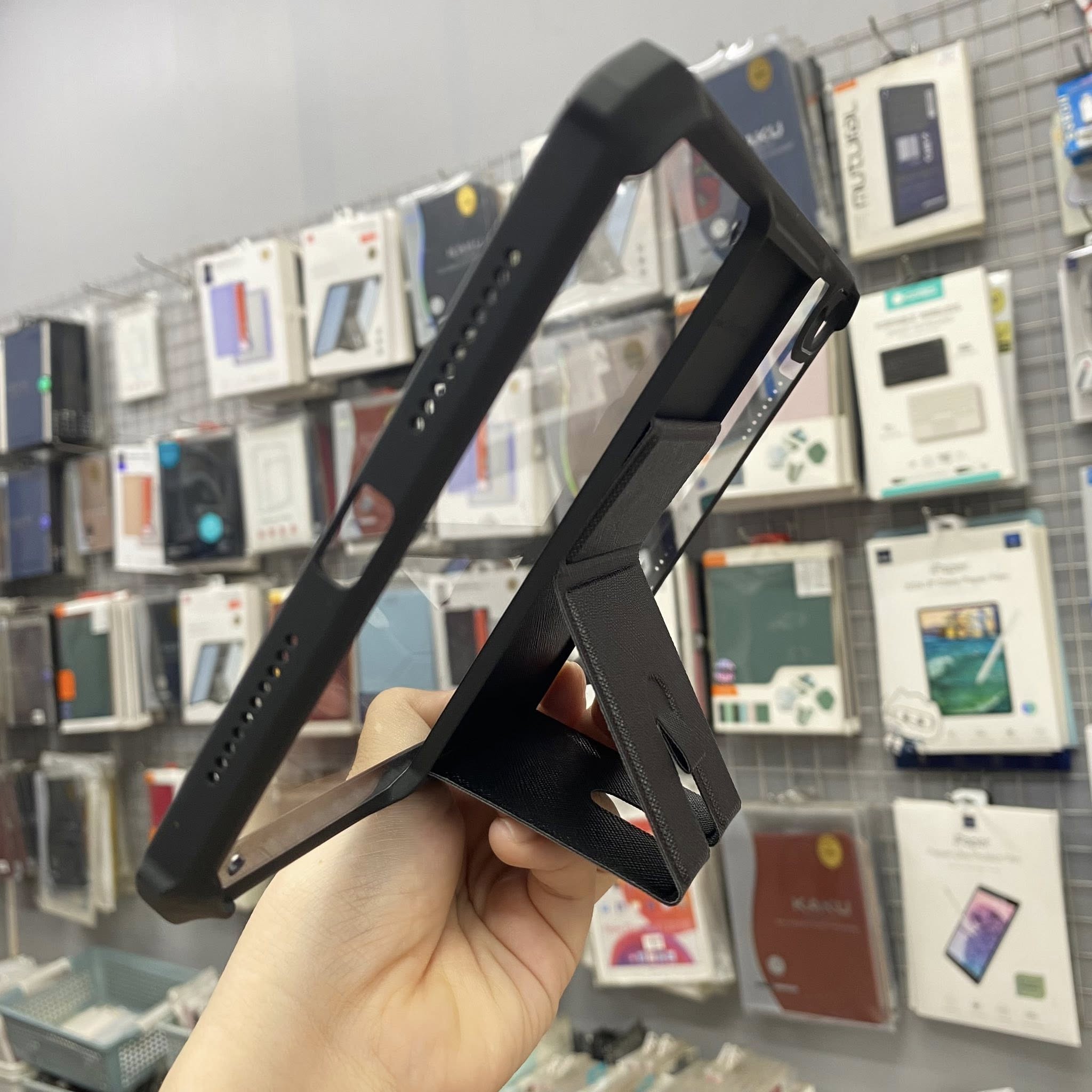 Op Lung Ipad Mini 7 A17 Pro Chinh Hang Xundd Beatle Stand Series (3)