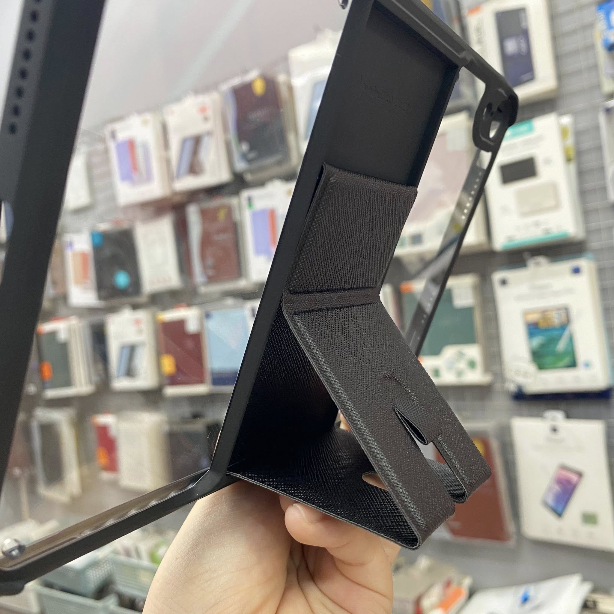 Op Lung Ipad Mini 7 A17 Pro Chinh Hang Xundd Beatle Stand Series (4)