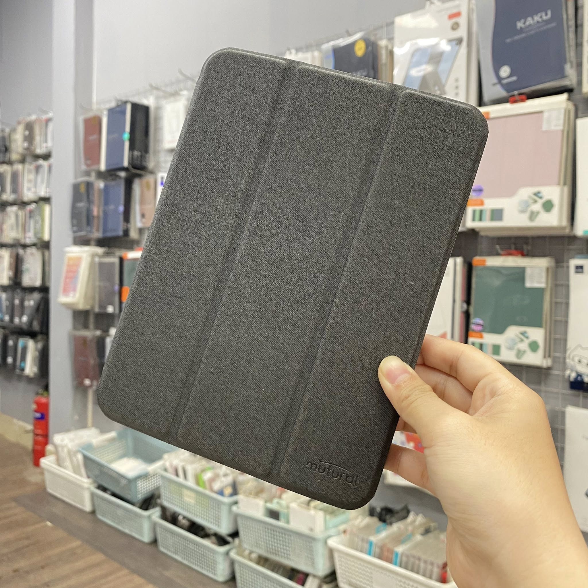Bao Da Ipad Mini 7 A17 Pro Chinh Hang Mutural Design Case (2)
