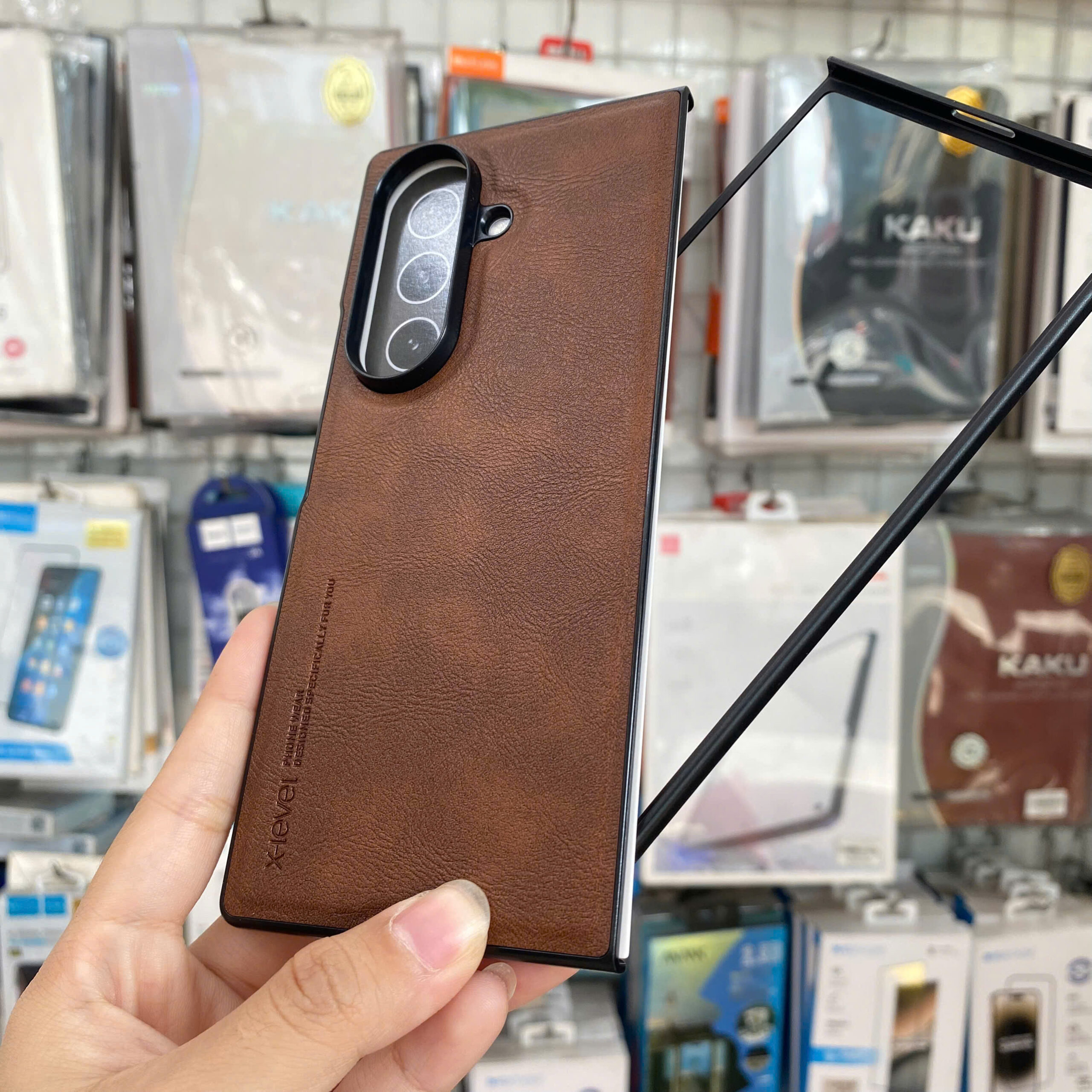 Op Lung Da Samsung Z Fold 7 Chinh Hang X Level Earl (7)