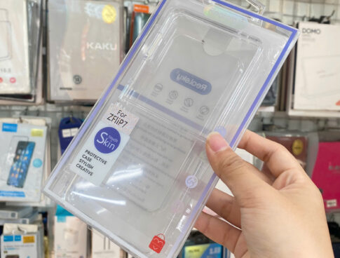 Op Lung Trong Samsung Z Flip 7 Chinh Hang Realsky Touch Skin (1)