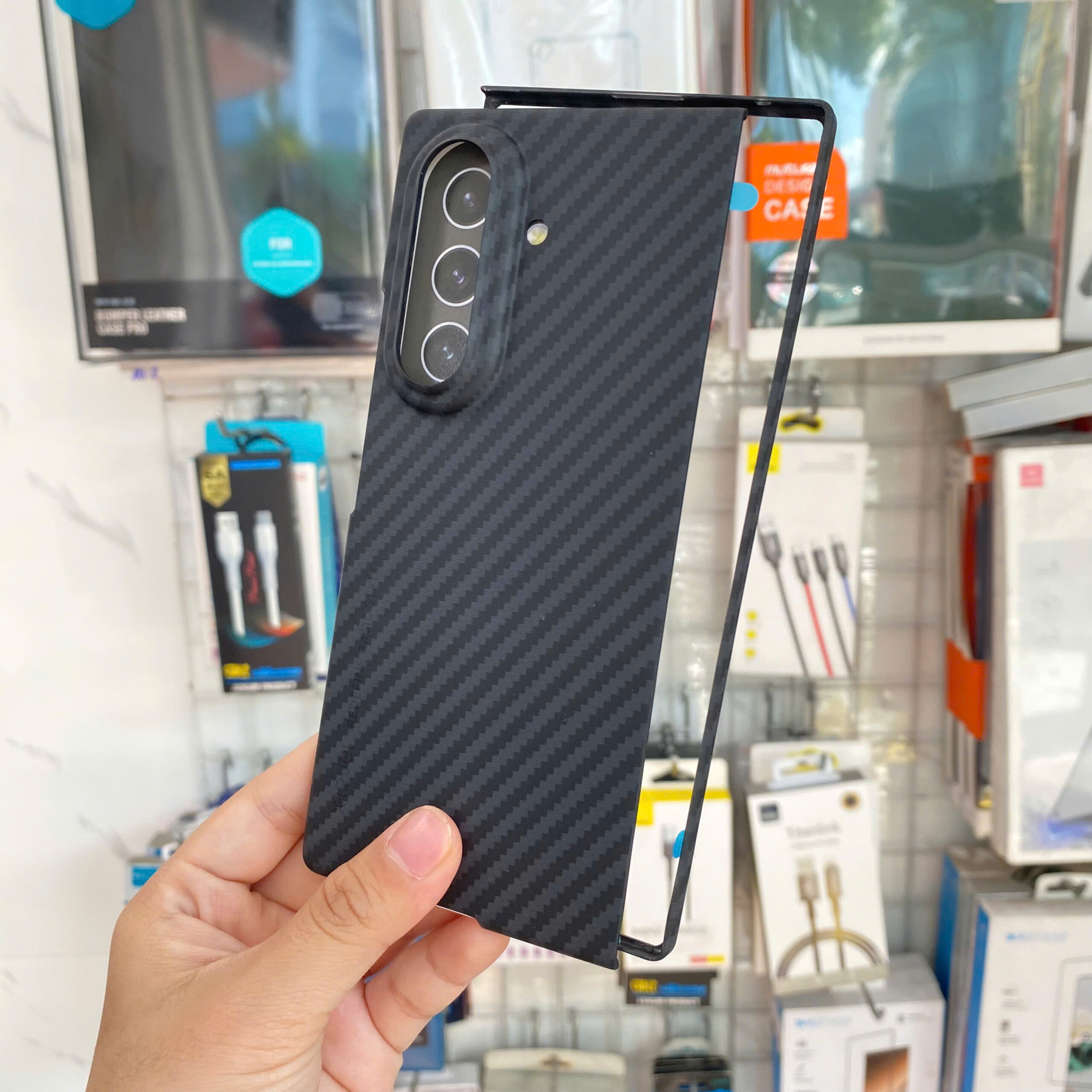 Op Lung X Level Cfrp Nanofiber Case Danh Cho Samsung Z Fold 7 (3)
