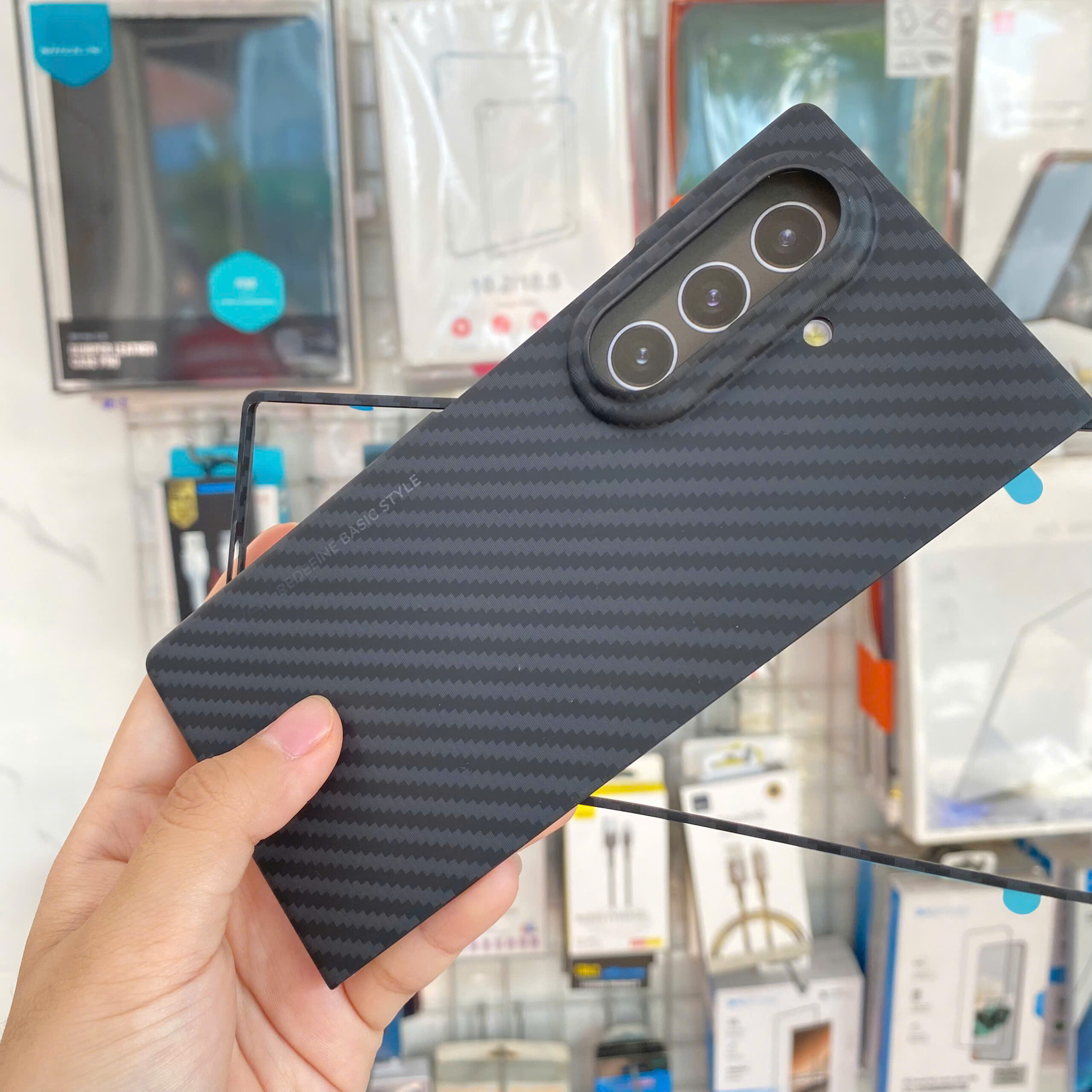 Op Lung X Level Cfrp Nanofiber Case Danh Cho Samsung Z Fold 7