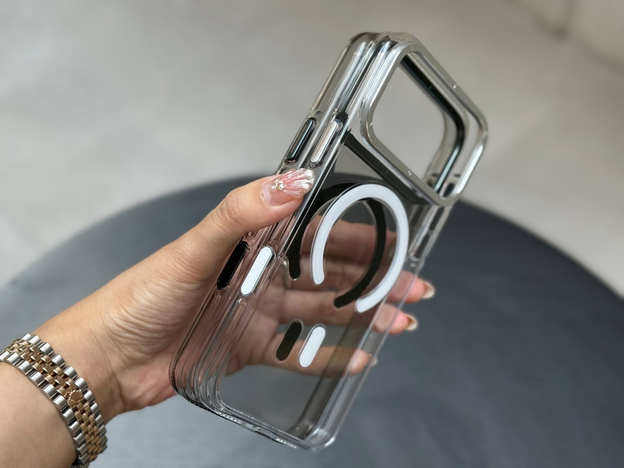 Op Lung Iphone 17 Pro Max Chinh Hang Youngkit Clear Case Magnetic (13)