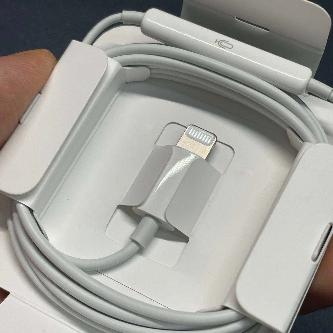 Tai nghe có dây iPhone EarPods (chân Lightning) chính hãng